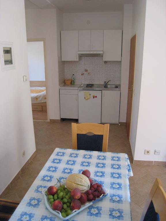 Apartments Mediterranean Sundance Vodice Rom bilde