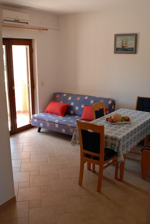 Apartments Mediterranean Sundance Vodice Rom bilde